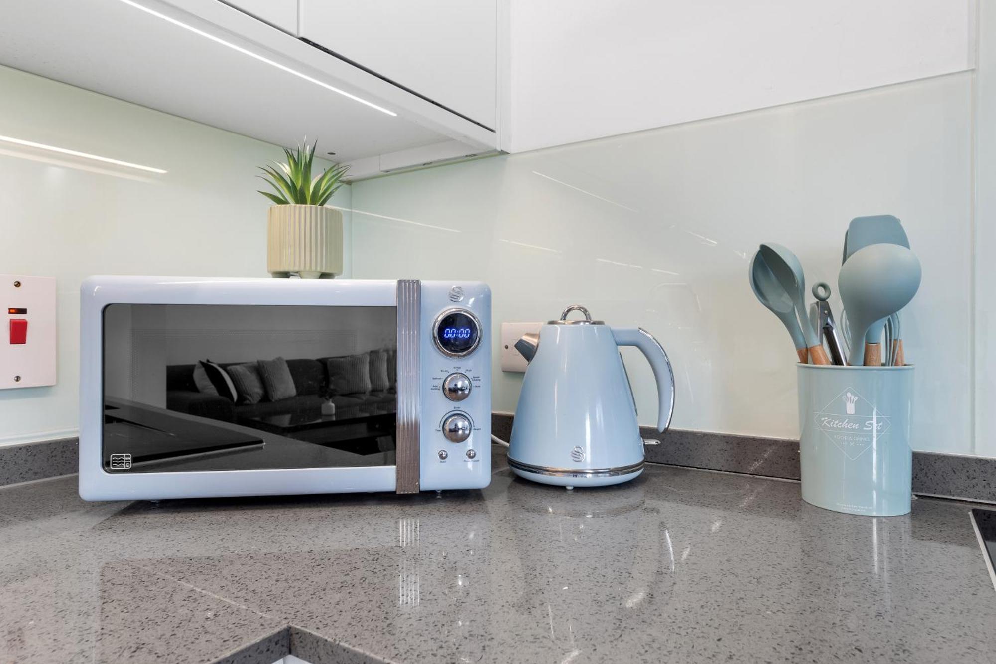 Luxury 4 Bedroom Flat With Stunning Shard View From Terrace In Central London! Next To Station, Sleeps 9 Экстерьер фото