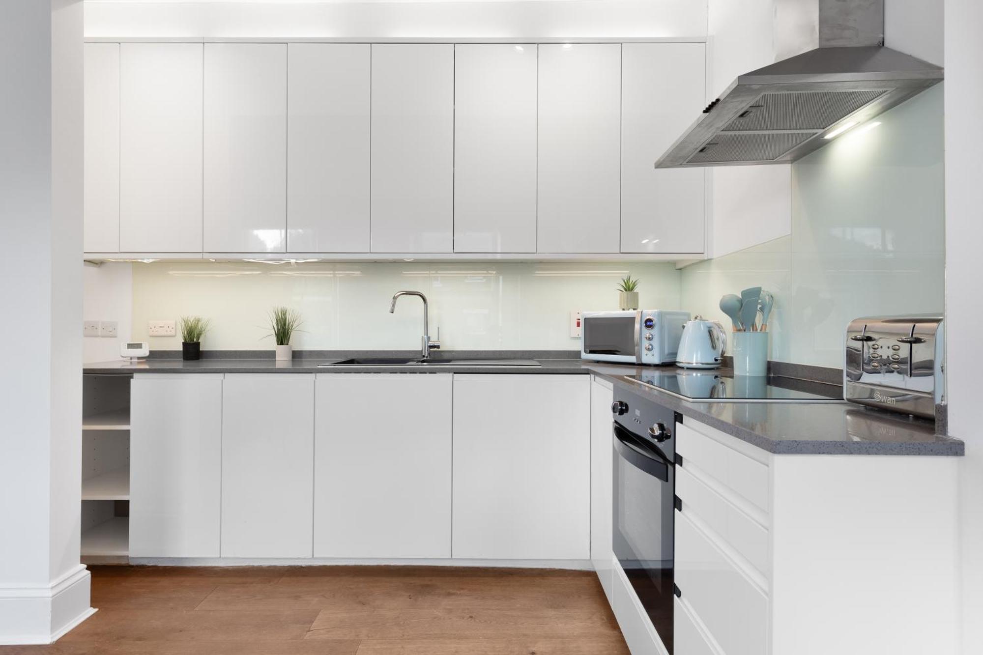 Luxury 4 Bedroom Flat With Stunning Shard View From Terrace In Central London! Next To Station, Sleeps 9 Экстерьер фото