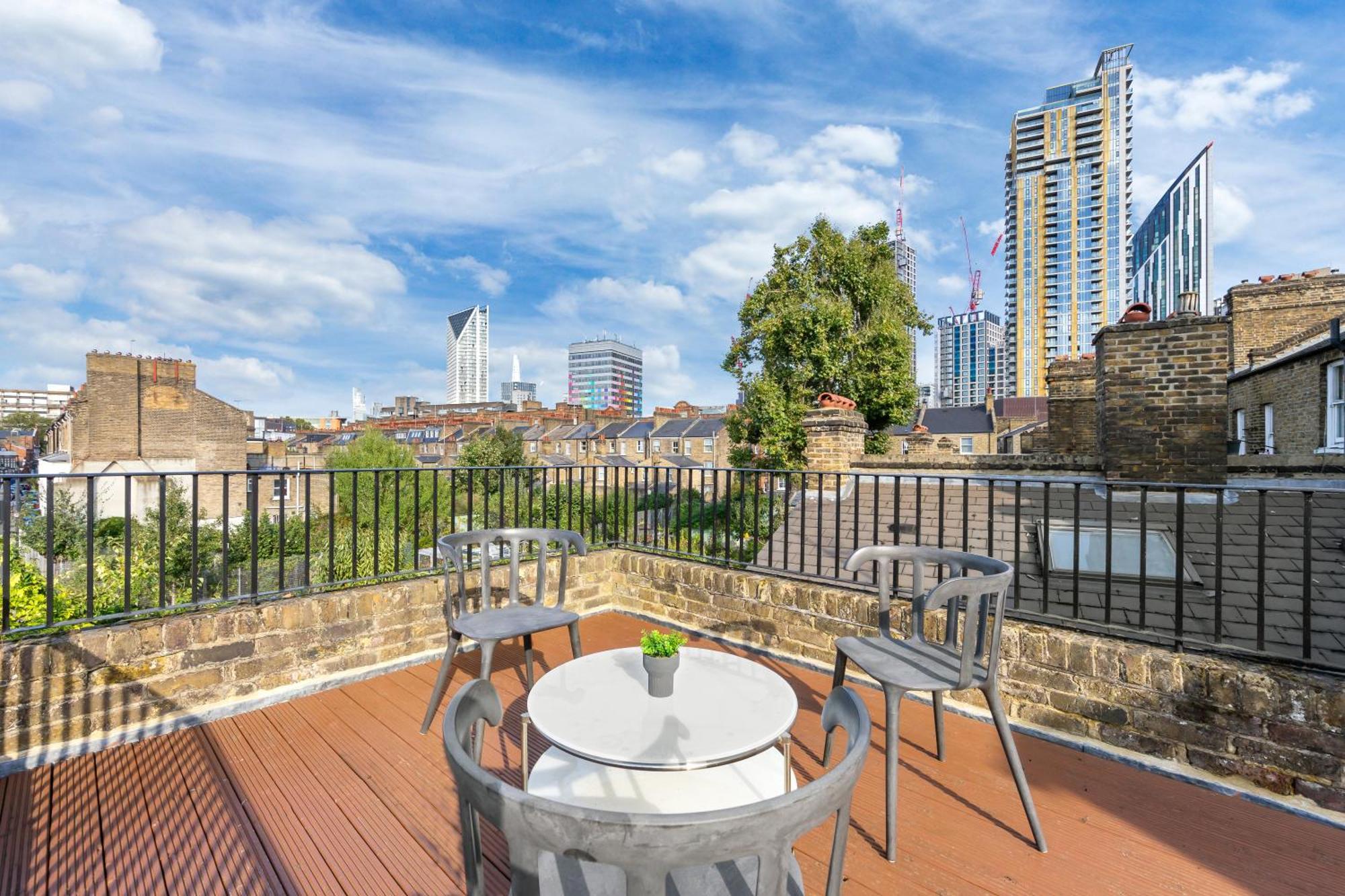 Luxury 4 Bedroom Flat With Stunning Shard View From Terrace In Central London! Next To Station, Sleeps 9 Экстерьер фото