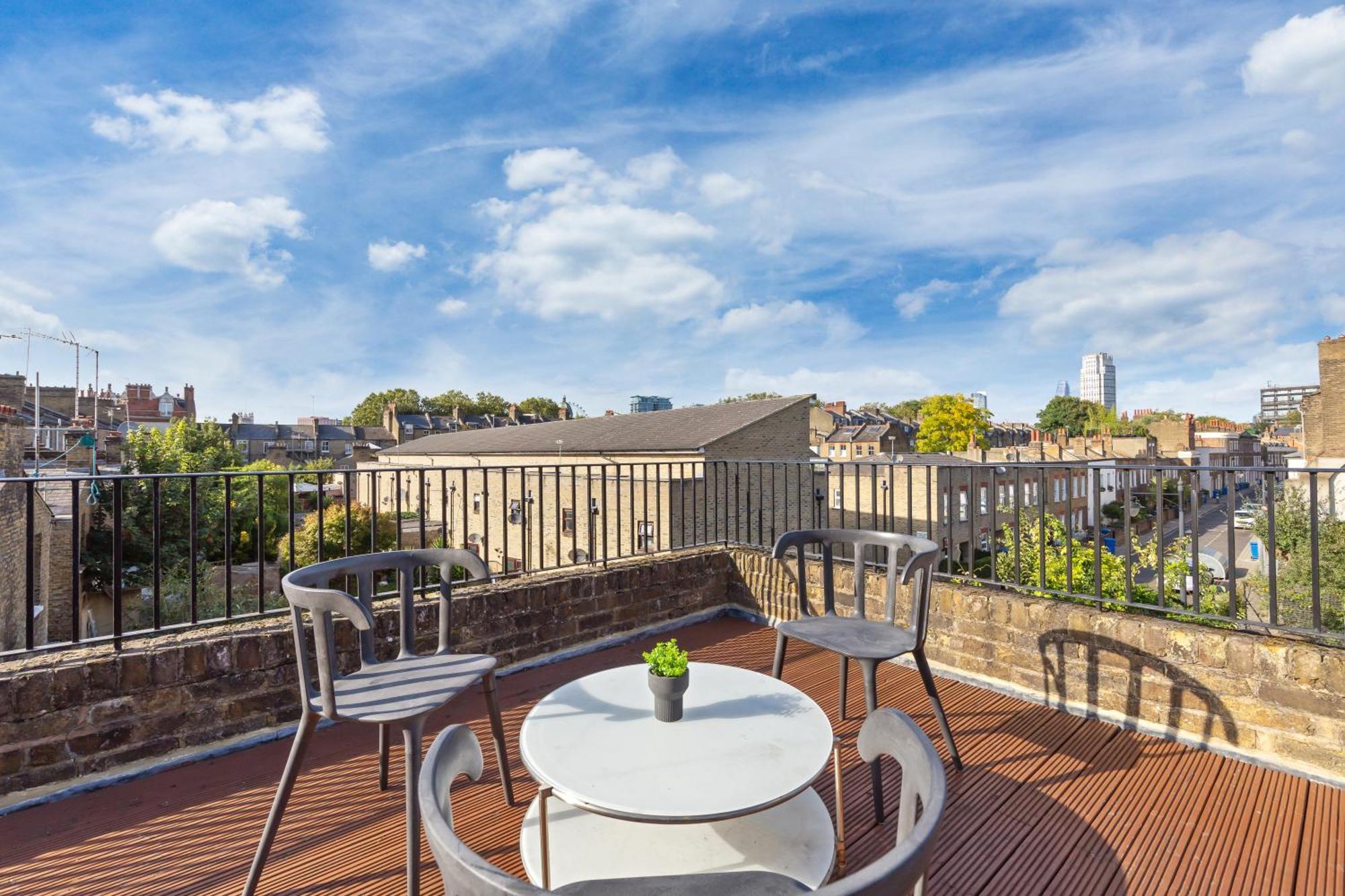 Luxury 4 Bedroom Flat With Stunning Shard View From Terrace In Central London! Next To Station, Sleeps 9 Экстерьер фото
