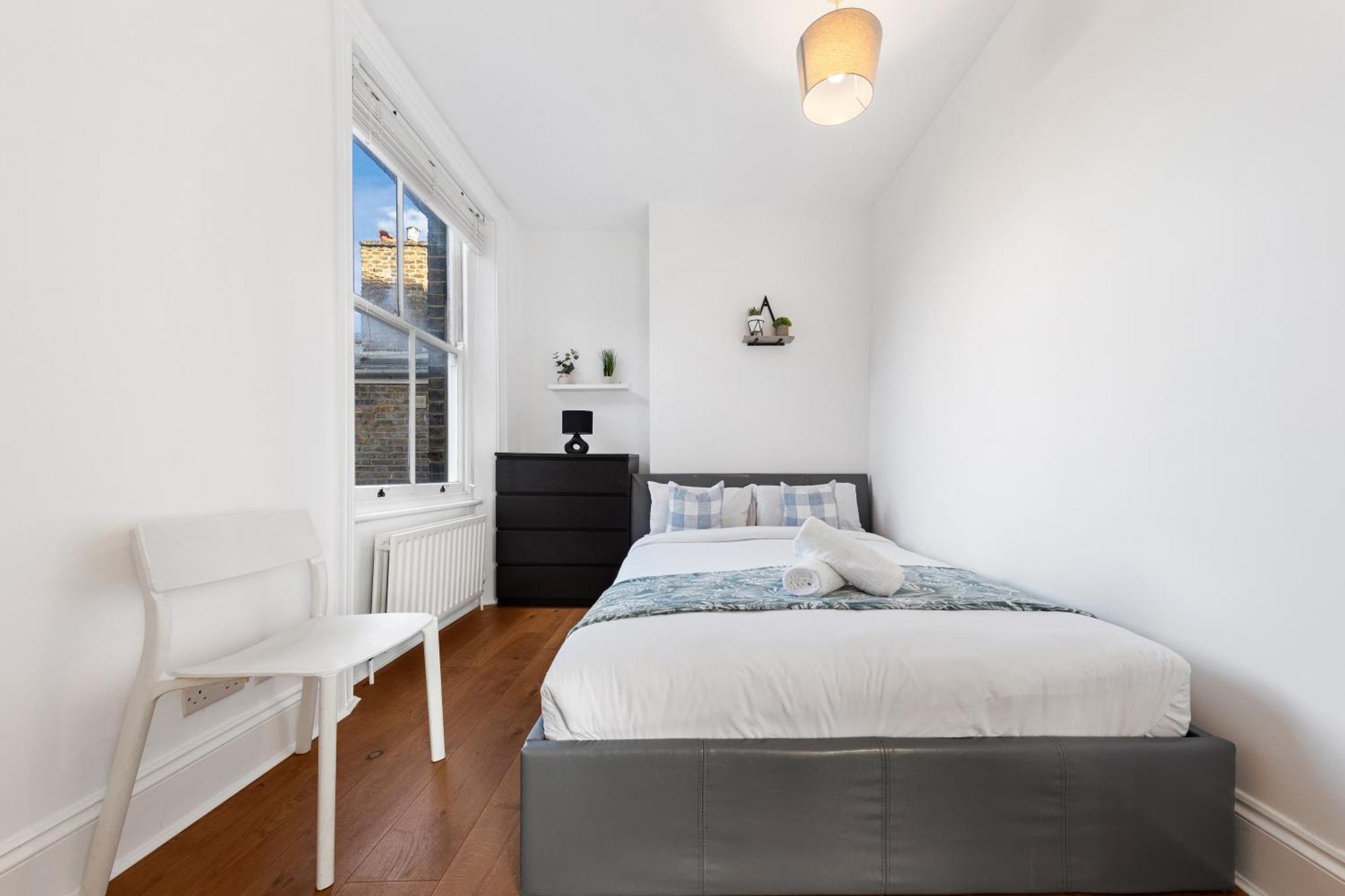 Luxury 4 Bedroom Flat With Stunning Shard View From Terrace In Central London! Next To Station, Sleeps 9 Экстерьер фото