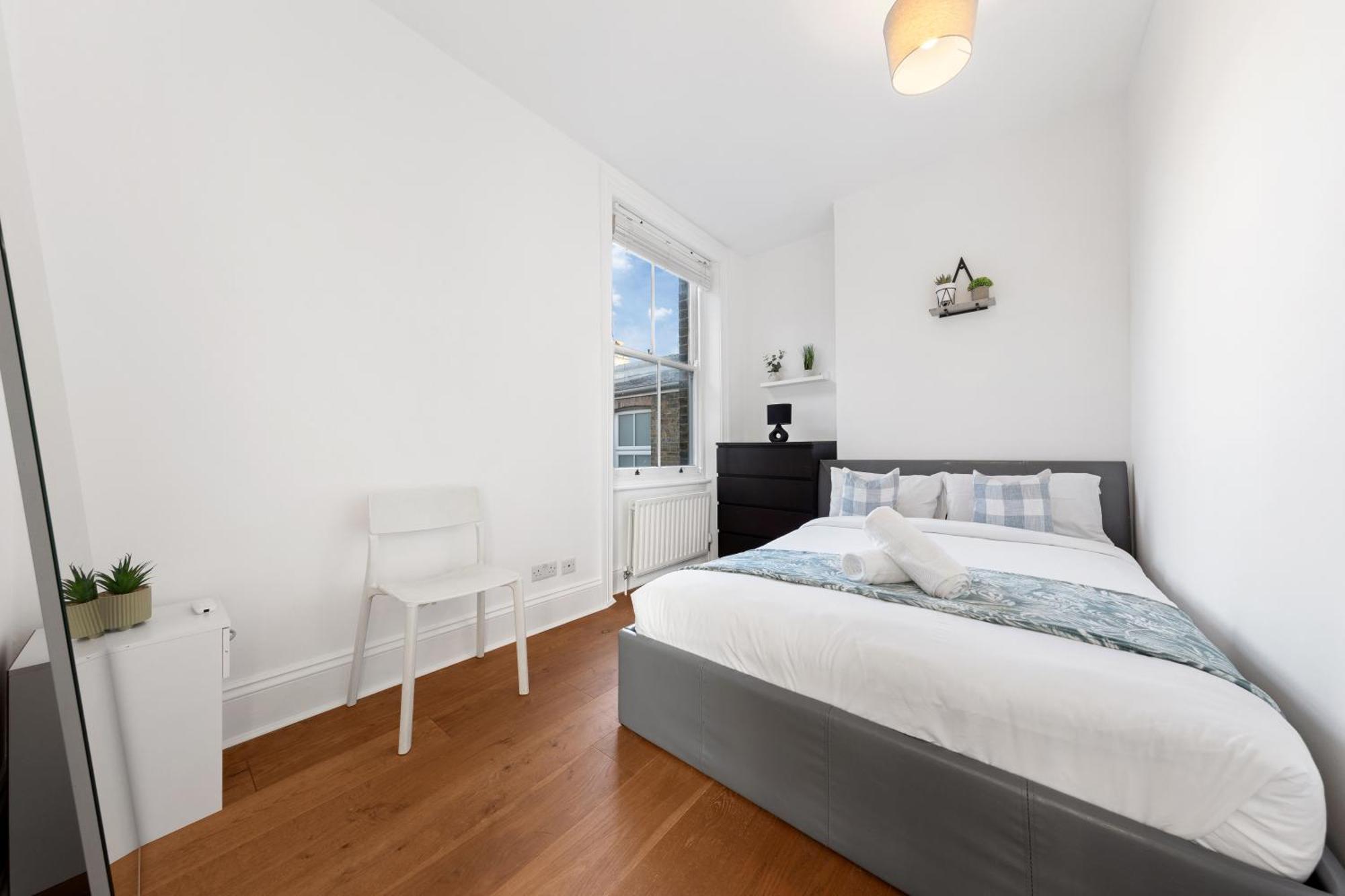 Luxury 4 Bedroom Flat With Stunning Shard View From Terrace In Central London! Next To Station, Sleeps 9 Экстерьер фото