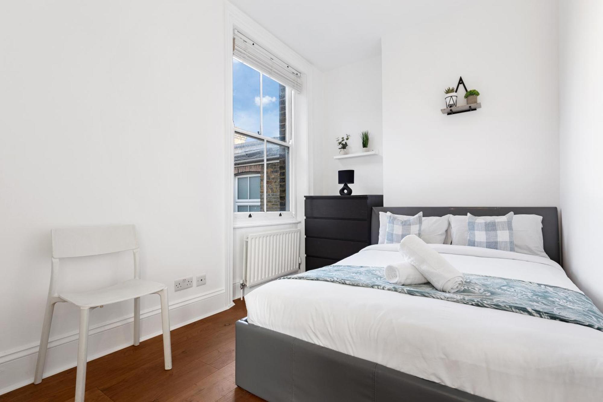 Luxury 4 Bedroom Flat With Stunning Shard View From Terrace In Central London! Next To Station, Sleeps 9 Экстерьер фото